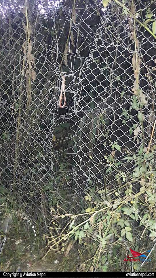 TIA ill-maintained fencing line/ Photo Date: 29 October 2016