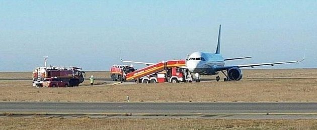 Photo: Lufthansa passenger jet skidded off