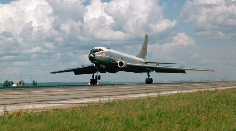 Tupolev TU-104: Stepping stone in the USSR aviation history