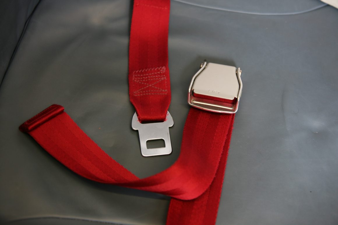 Why are seat belts needed for passengers in aircraft? How does it work?