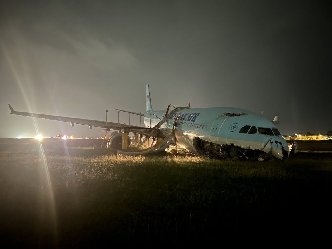 Korean Air A330 crashlands in the Philippines Aviation News